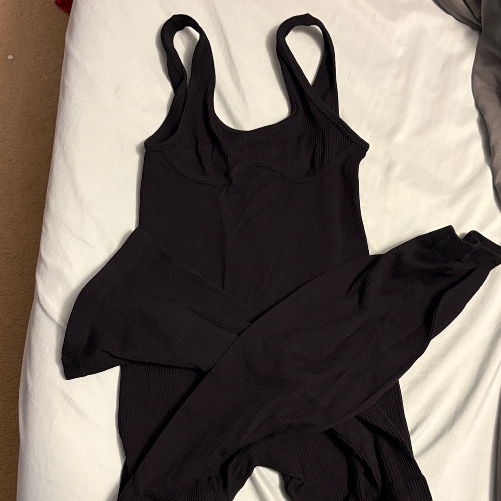 Chic Black Ribbed Jumpsuit